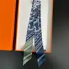 Bufanda de corbata estampada delgada de nuevo estilo para mujer, bufanda larga estrecha de seda estilo coreano para combinar con camisas, accesorio envolvente de moda