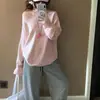 Moletom Fino Colorido com Estampa de Fonte Estilo Menina Doce para Mulheres 2025 Nova Moda Versátil com Design de Gola Inclinada Top