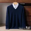 Camiseta Base de Punto Cálido con Cuello en V para Negocios, Otoño/Invierno 2026, para Hombres de Mediana Edad, Nuevo Suéter de Cachemira