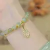 Pulsera de Mariposa de Cristal Ojo de Gato de Imitación para Mujer Diseño Nicho Ins Pulsera Luz de Luna Gris Versátil Elegante Moderna Regalo para Estudiante