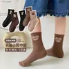 Nuevos estilos de otoño e invierno de calcetines para niños: Calcetines de algodón peinado grado A hasta la pantorrilla, con lindos diseños de caricaturas, disponibles para niñas, bebés y niños, al por mayor