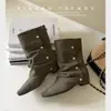 Botas de Moda Lan Gui com Salto de 4cm, Bico Fino e Fivela Elegante para Mulheres, Lançamento Outono 2026, Botas Versáteis Casuais para Montaria