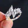 Anillo abierto de hoja con incrustaciones de circón de alta gama transfronterizo, diseño de nicho de lujo ligero, anillo de moda de estilo único y genial
