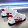 Zapatos Nuevos para Hombre y Mujer, Zapatos Blancos, Zapatos Deportivos Versátiles Estilo Coreano, Ligeros, Cómodos y Ligeros Zapatos Casuales para Parejas
