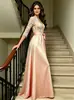 Vestido Nuevo de Encaje para Mujer de Comercio Exterior Europeo y Americano Amazon Cuello en V con Cola Vestido de Boda Vestido de Novia