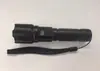 Linterna portátil impermeable LED de alto brillo iluminación de emergencia para exteriores a prueba de inundaciones linterna recargable para el hogar