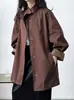 Gabardina Minimalista Estilo Japonés con Cuello Alto para Mujer, Estilo Relajado con un Toque de Lujo, Chaqueta Oversize 8631