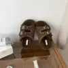 Nuevas Zapatillas de Felpa de Suela Gruesa Versátiles de Moda Otoño 2025 para Mujer con Forro de Felpa Cálido de Algodón