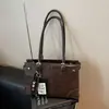Bolsas femininas transfronteiriças, nova coleção de inverno 2026, bolsas tote, bolsas de ombro e bolsas crossbody modernas e estilosas