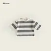 Nova Camiseta de Verão de Algodão com Manga Curta para Meninos e Meninas, Camiseta Listrada Tendência Street Style com Manga Curta para Bebês e Crianças