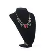 Estante para exhibir collares cuello forma humana estante para pulseras estante modelo portátil gamuza mostrador estante beige colgante de jade