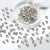 Diamante de Cristal Dongzhou Forma de Gota para Uñas 3*5mm Forma de Pera Explosiva Puntiagudo Relleno de Uñas Portátil Accesorios de Arte de Uñas Maillard