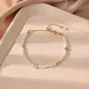 Elegante Pulseira de Pérola Sintética Cruz Amor Trevo de Quatro Folhas para Mulheres Retro Luxo Leve Design de Nicho Doce Joia de Mão Venda por Atacado
