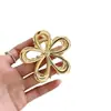 Pinza de Garra de Flor de Metal Europea y Americana Dulce Pinza de Tiburón para Recogido Moda Pinza Floral para Cola de Caballo Elegantes Accesorios para el Cabello de Mujer Venta al por Mayor