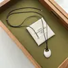 Colar com Pingente Simples Prata Fosca Estilo Coreano com Cordão Preto para Mulheres, Corrente Longa de Suéter de Nicho de Luxo Acessório de Corrente para Clavícula