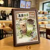 Nuevo Marco Trendy Estilo Chino Pintado a Mano de Frutas Frescas para Té, Marco de Exhibición de Pintura Decorativa de Sandía Helada y Leche de Fresa para Tienda de Té con Leche