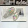 Decorações Populares de Sapatos de Cristal do Xiaohongshu, Sandálias de Cristal Florais Femininas, Chinelos Florais, Sapatos de Gelatina Coreanos, Tamancos