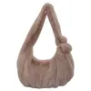 Estilo casual, bolsa de felpa de comercio exterior, versátil para otoño e invierno, realza tu elegancia, un imprescindible para las salidas diarias, bolso de hombro de moda, bolso tote popular