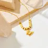 Nuevo collar de moda europea y americana con colgante de mariposa tridimensional cuadrado, cadena de hueso de serpiente redonda de acero de titanio, borla de mariposa animal