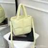 Bolsa de Algodón Rellena de Plumas Transfronteriza para Mujer, Bolsa Tote Espacio Acolchado Simple, Bolso de Mano Cuadros Suave, Bolso de Hombro, Bolso Cruzado