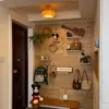 Estante de almacenamiento para entrada de tablero perforado de madera maciza, estante divisor de entrada, estante de exhibición de pared, pared decorativa de alta gama