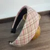 Diadema de Tela de Esponja con Cuadros Dulces Versátil Diaria para Mujer, Diadema de Corona Alta para Lavarse la Cara, Accesorio para el Cabello Retro Hecho a Mano Estilo Coreano