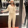 Novo Conjunto de Moda Esportiva Casual Versátil de Duas Peças para Mulheres, Moletom de Algodão Puro com Cintura Alta para Reduzir a Idade, Pulôver para Primavera e Outono de 2026