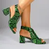 Verano 2026 Nuevo Talla Grande Mujer Casual Cómodo Estilo Europeo y Americano Tacón Grueso Moderno Exterior Zapatos de Tacón Alto