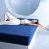 Falda de Cama de Felpa de Leche Engrosada Pieza Única Protector de Colchón para Sueño Profundo Cálido de Invierno Individual Antideslizante Cubierta de Cama Cobertura Completa Resistente a Manchas