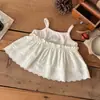Top de Verão Estilo Ins com Patchwork Floral e Tira Canelada com Renda para Bebês Meninas, Calça Cropped com Patchwork Floral