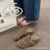 Zuecos para Mujer para Uso en Exteriores, Nuevo Estilo Birkenstock Verano 2026, Zapatos de Media Pantufla de Punta Cerrada para Mujer, Pantuflas de Dibujos Animados, Zapatos Retro de Suela Gruesa