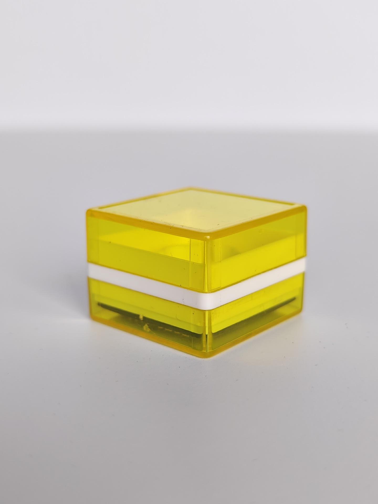 透明黄2