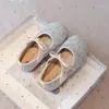 Zapatos de Princesa para Niñas 2025 Primavera Nuevos Zapatos Infantiles Brillantes de Cristal con Vestido Rosados Zapatos Individuales Suela Suave Zapatos de Piel