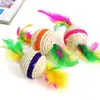 Juguetes para gatos al por mayor en stock: Pelota de Sisal, Duradera y Resistente a Mordidas, Autoentretenimiento para Gatos, Pelota de Sisal con Plumas, Resistente a Rasguños, Juguete para Moler Dientes
