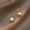 Brincos Casuais de Pérola para Mulheres 2025 Novos Tendência Gancho Francês, Brincos Elegantes e Versáteis, Nicho de Brincos de Luxo