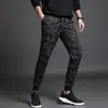 Pantalones casuales de camuflaje para hombre de talla grande para verano, ropa de trabajo transpirable, pantalones deportivos casuales holgados estilo jogger, pantalones de trabajo con puños