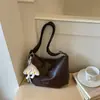 2026 Outono Inicial Novo Design de Nicho Simples Moda Bolsa de Axila Cor Sólida Tendência Estilosa Comute Bolsa de Ombro Único