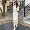 Nuevo Vestido Largo Elegante Estilo Francés Otoño 2026 con Volantes, Corte Ajustado, Vestido de Manga Larga de Encaje para Mujer