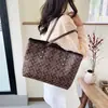 Nuevo Bolso Versátil de Hombro Único para Mujer 2026, Adecuado para el Trabajo Diario, Bolso de Axila Chic Vintage con Gran Capacidad