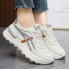Zapatos de Mujer de Moda Transfronterizos 2025 Nuevos Versátiles Suela Blanda Zapatillas Deportivas para Estudiantes Zapatos Casuales Cuero Suave Zapatos Blancos