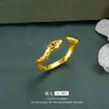 Livro Vermelho Pequeno Padrão Martelo Brilhante Pulseira de Cobra Ano da Cobra Ano da Cobra Design de Alto Valor de Cor Luxo Leve Personalidade de Nicho Versátil