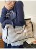 Moda Verano 2025 Moda Estilo Coreano Bolso Rayado Nuevo Bolso de Hombro Simple Popular Bolso Tote para Mujer