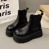 Botines Chelsea de plataforma modernos con suelas gruesas, perfectos con faldas, nuevas botas de moda estilo británico 2026 para mujeres petite, que realzan la altura