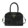 Bolsas de Alta Gama para Mujer 2026 Primavera Bolsos de Nuevo Estilo Versátil Elegante Textura de Nicho Letra Bordada Bolso de Hombro de Mano
