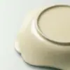 Patrón floral blanco pintado a mano sobre una bandeja cuadrada para té, con una textura similar al musgo, adecuada para la infusión en seco, estilo japonés, para uso doméstico, hecha de arcilla púrpura, para el cultivo de té y juegos de té