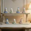 "Boa Sorte Espera" Estatueta de Cavalo em Cerâmica com Esmalte Cristalizado de Jingdezhen, Amuleto da Sorte do Ano do Cavalo, Presente de Ano Novo