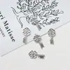 Accesorios DIY de aleación 27.5x13mm Colgante de llave de trébol de cuatro hojas en inglés Cadena para teléfono Accesorios de joyería al por mayor