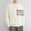 Venta al mayoreo del fabricante: Nueva colección otoño/invierno de suéteres de punto elegantes y modernos para hombre, con cuello redondo cálido, rayas de contraste y una sensación ultrasuave y cómoda