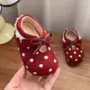 Zapatos de Princesa de Lunares para Niñas 2026 Primavera Nuevos Zapatos de Cuero para Niños Zapatos Planos de Moda para Bebé con Suela Suave Zapatos Planos de Moda