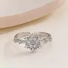 Joyería Wish Estilo Caliente, Anillo de Oro Elegante y de Moda, Copo de Nieve de Cobre Incrustado con Diamantes, Fabricante Exquisito Joyería al por Mayor